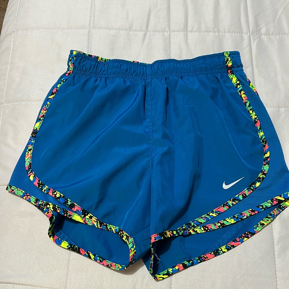 Nike Running Shorts si small
